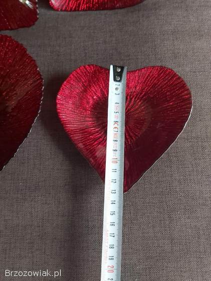 Talerze talerzyki czerwone serce tureckie szkło Akcam Heart Plates 4 sztuki.