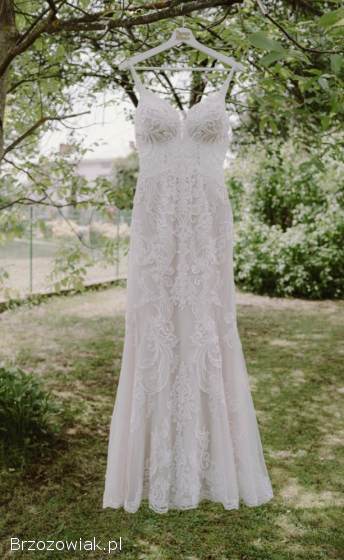 Suknia sukienka ślubna syrenka rybka beżowa,  ivory tren Essence of Australia