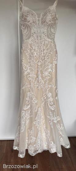 Suknia sukienka ślubna syrenka rybka beżowa,  ivory tren Essence of Australia