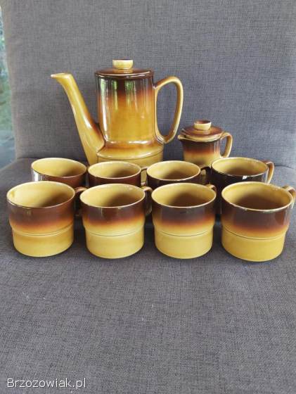 Serwis kawowy Ania z Tułowic zestaw dzbanek mlecznik kubeczki PRL vintage.