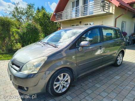 Toyota Corolla Verso 2.  0 D4D 2004