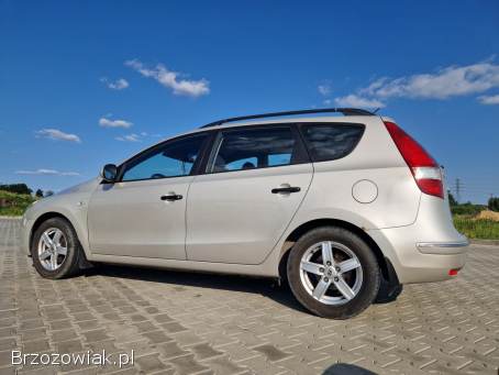 Hyundai i30 1.  7 CRDI kombi 2008