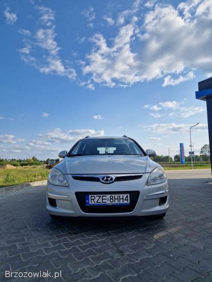 Hyundai i30 1.  7 CRDI kombi 2008