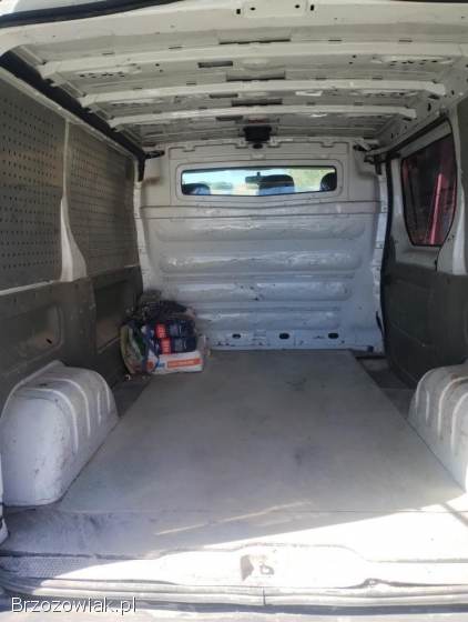 Renault Trafic L1H1 1.  9 dCi 82KM 2004