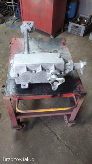 Przekładnia rozrzutnika