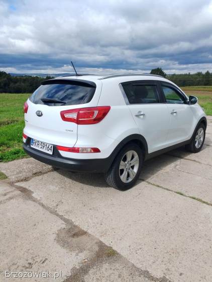 Kia Sportage 1.  7 CRDi 2013
