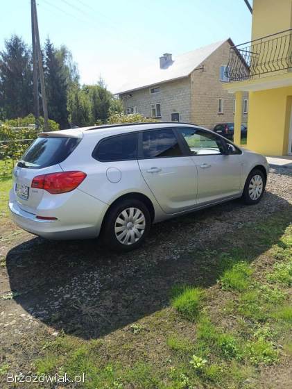 Opel Astra IV 2015