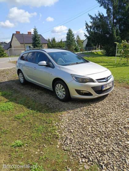 Opel Astra IV 2015