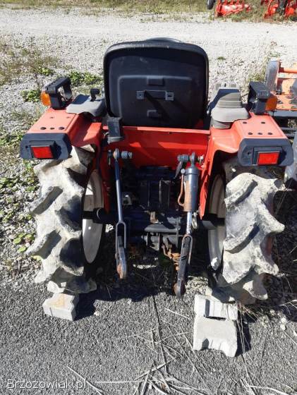 Traktorek Yanmar F6 używany