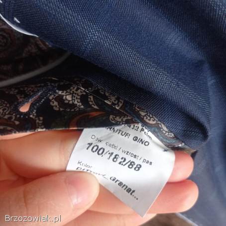 Garnitur spodnie marynarka w kratę granatowy na ślub na koumnię na wesele modny