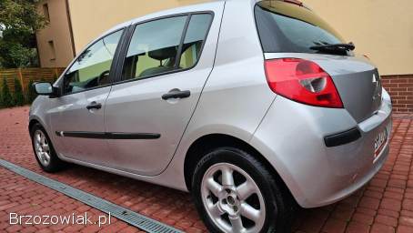 Renault Clio 1.  6 110KM LPG 2005