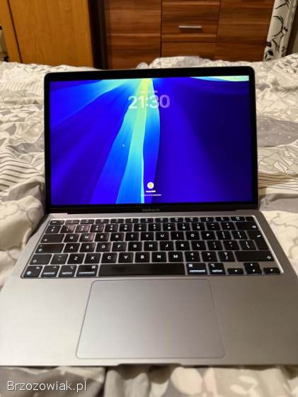 MacBook Air M1 8/256GB