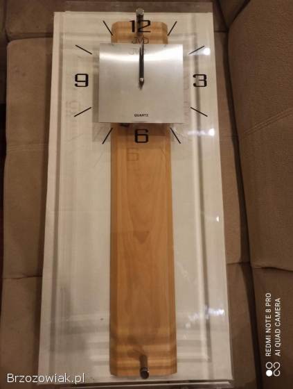 Zegar ścienny kwarcowy z wahadłem