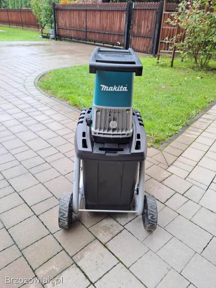 Makita UD2500 rozdrabniarka do gałęzi