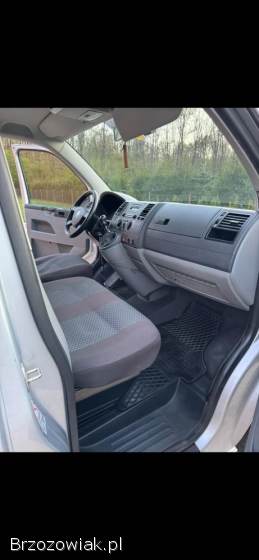 Wynajem Volkswagen Caravelle 2009r.  Wersja 9 osobowa