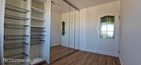 Sprzedam mieszkanie 4 pokoje,  76,  12 m2