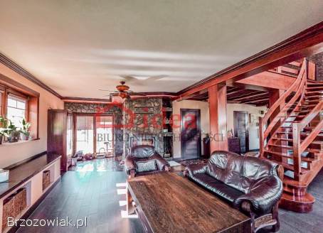 Dom z antresolą w Górkach