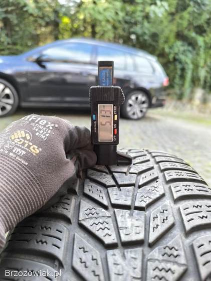 Opony zimowe 215/65R17 Hankook i cept evo3 z końca 2020r