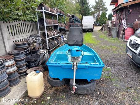 Łódka Wędkarska z silnikiem