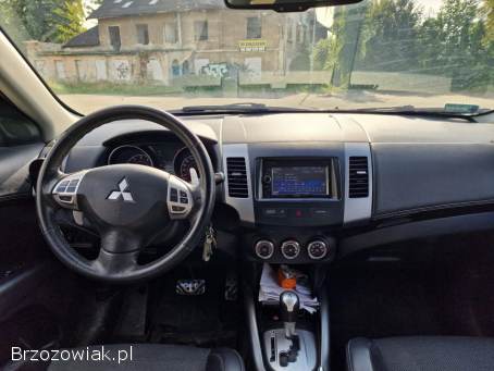 Mitsubishi Outlander 2011