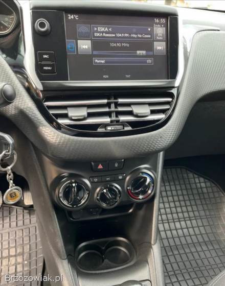 Peugeot 208 2016