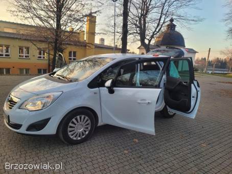 Opel Meriva 1.  4 Benzyna  2011