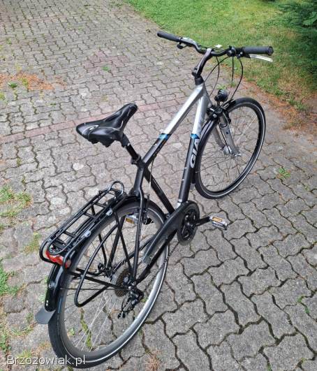 Rower Trekingowy Giant z Niemiec