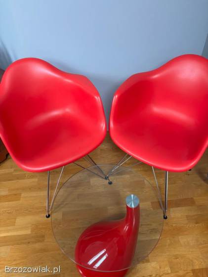 Komplet krzeseł i stolika kowowego