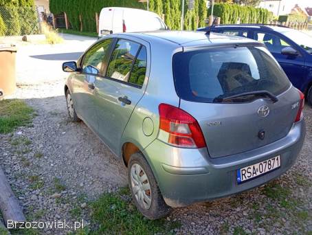 Toyota Yaris 2 2010