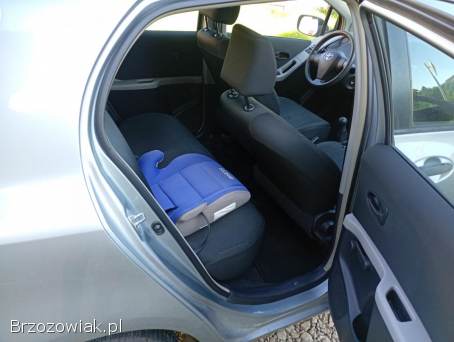 Toyota Yaris 2 2010