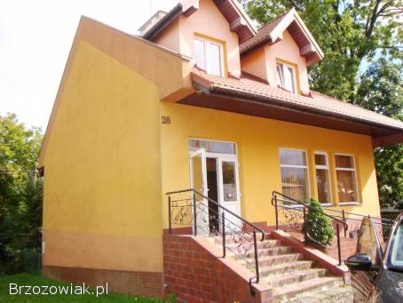 BUDYNEK dom mieszkalno -  usługowy