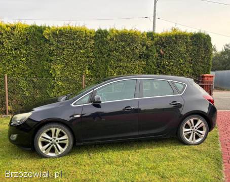 Opel Astra 2010