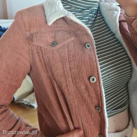 Krótka,  różowa kurtka z futerkiem