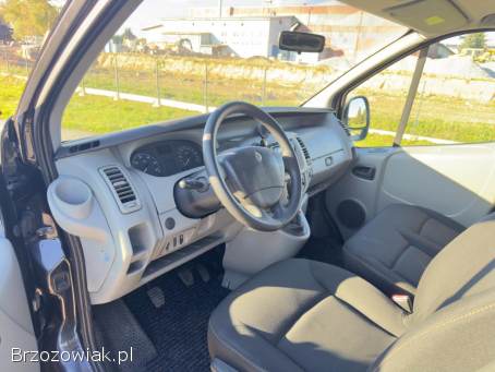 Renault Trafic II 2.  0 dCi 115 KM – 2009,  LONG,  9-osobowy