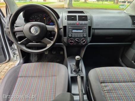 Volkswagen Polo 1.  2 16V Benzyna 2005