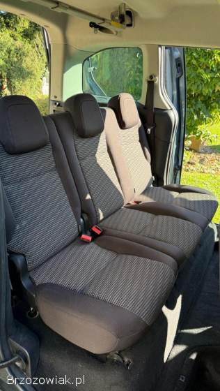 Peugeot Partner Tepee 2011