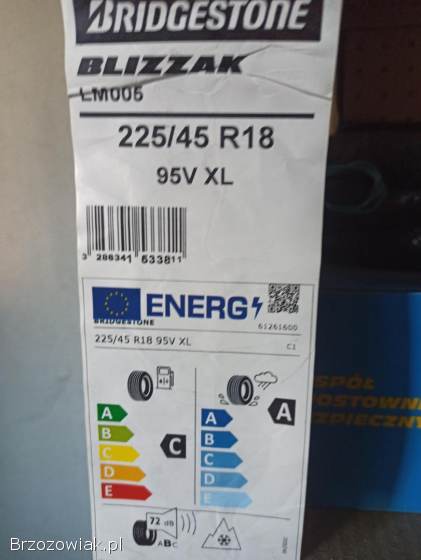 Opony zimowe Bridgestone Blizzak LM0005 225/45 R18 komplet