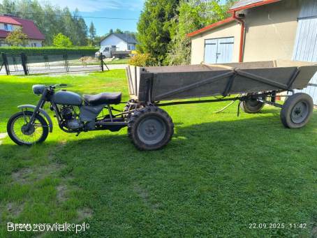 Trójkołowiec gospodarczy WSK z wozem drewnianym