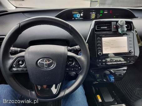 Toyota Prius IV 2020