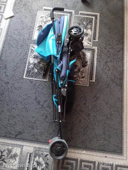 Wózek typu spacerówka bardzo lekki,  stan bardzo dobry