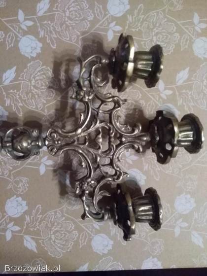 Świecznik mosiężny zdobiony piękny wzór połysk-lata 40-ste swiecznik