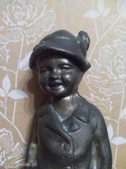 Figurka mosiężna tyrolski chłopiec mosiężna